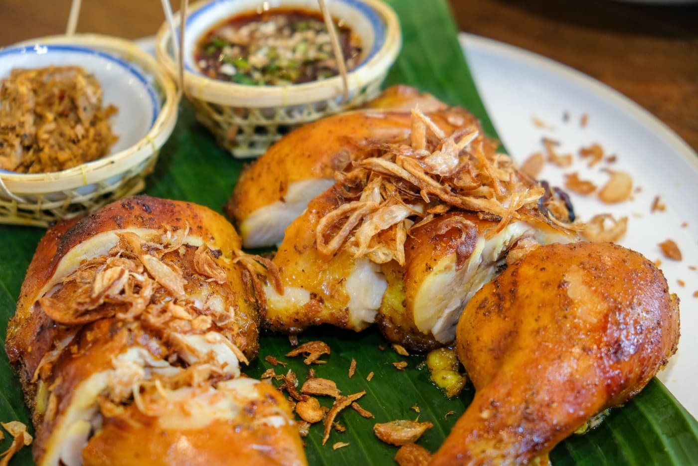 review plara thai esan restaurant 24