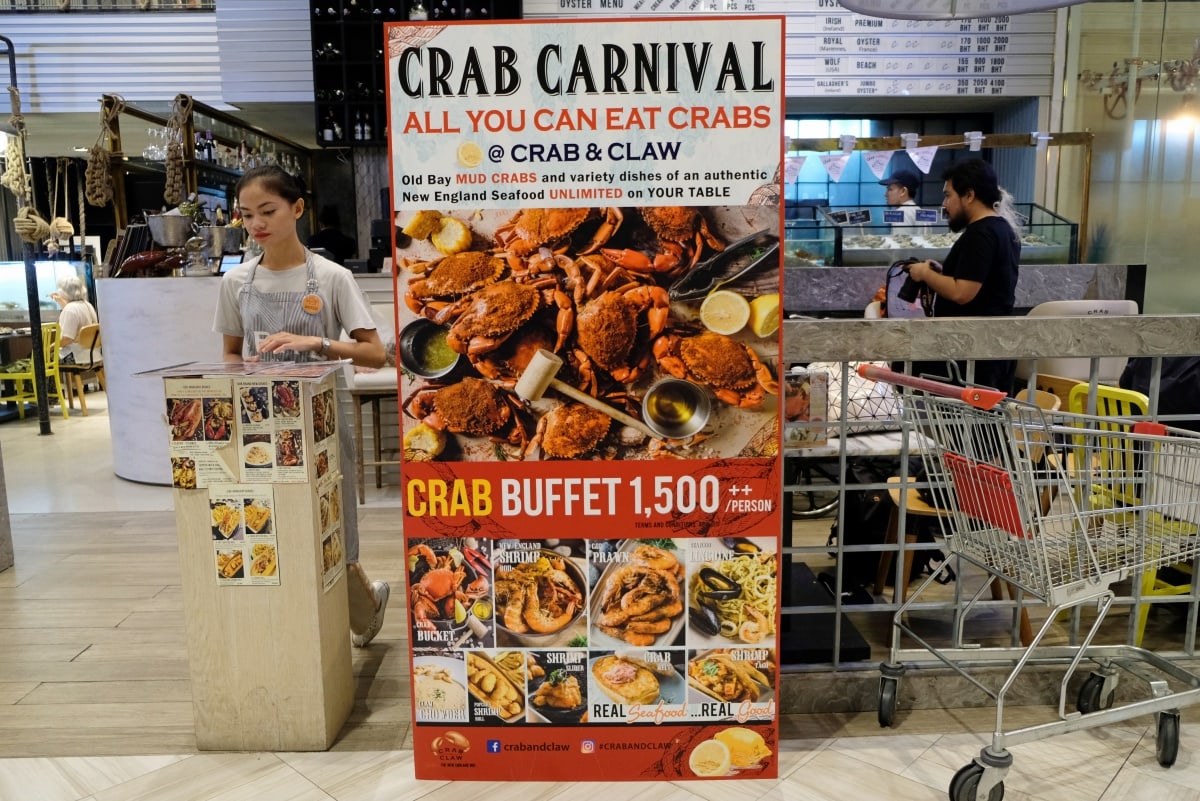 review-crab-carnival-crab-buffet-at-crab-and-claw-3