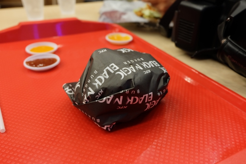 review-kfc-black-magic-burger-10