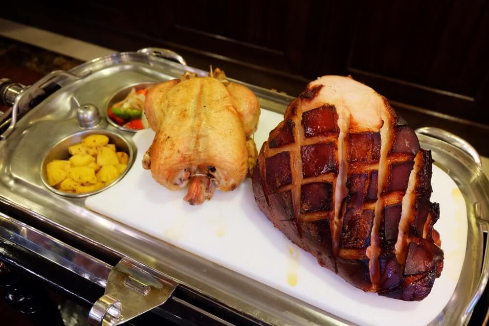 review-landmark-bangkok-roasted-buffet-huntsman-pub45
