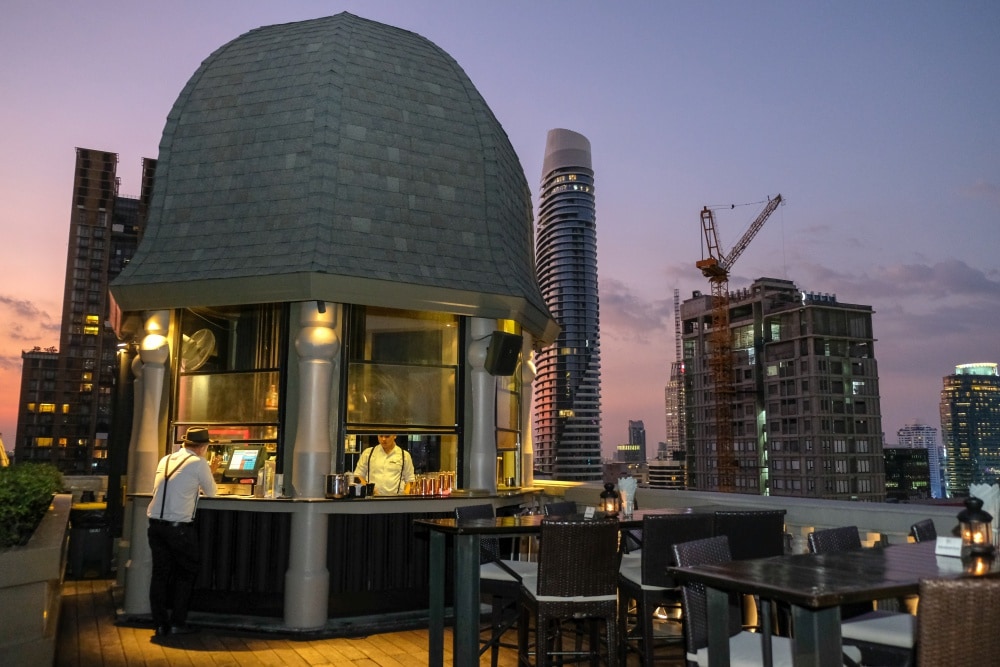 review the speakeasy rooftop bar 16